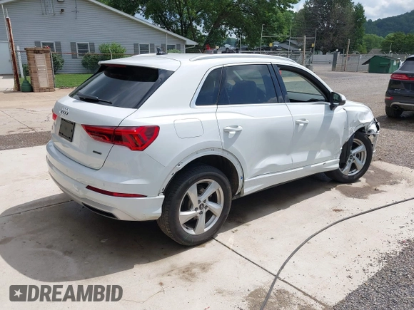 2022 Audi Q3 Premium Plus with VIN WA1BUCF36N1138119, listed as a IAAI auction lot 42536021 with 25,797 mi miles and . Bid and sale history available at DreamBid. Image 4.