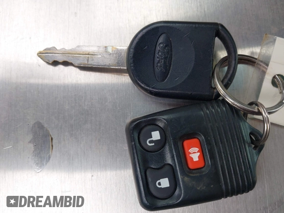 2005 Ford Escape XLT z VIN 1FMYU931X5DA21790, wystawiony jako IAAI lot #42207801 z przebiegiem 188 531 mil mil oraz . Historia ofert i sprzedaży dostępna na DreamBid. Obrazek 11.