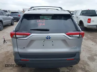 2023 Toyota RAV4 Hybrid XLE Premium z VIN 4T3B6RFV2PU138031, wystawiony jako IAAI lot #42127990 z przebiegiem 14 191 mil mil oraz . Historia ofert i sprzedaży dostępna na DreamBid. Obrazek 16.