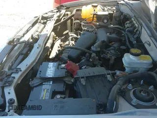 2008 Ford Escape XLT с VIN 1FMCU03188KB10263, выставлен на аукционе IAAI как лот 43075200 с пробегом 176 003 миль миль и . История ставок и продаж доступна на DreamBid. Изображение 19.