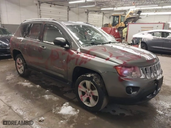 2012 Jeep Compass Latitude with VIN 1C4NJDEB8CD655864, listed as a IAAI auction lot 41250034 with 121,509 mi miles. Bid and sale history available at carsss.com. Image 1.