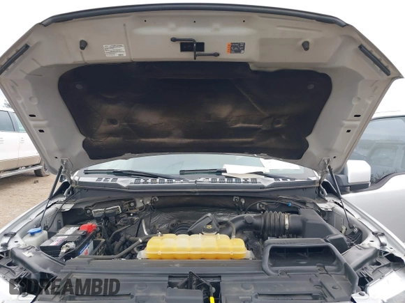 2015 Ford F-150 XLT with VIN 1FTFX1EF8FFA37652, listed as a IAAI auction lot 41514493 with 91,415 mi miles and . Bid and sale history available at DreamBid. Image 10.