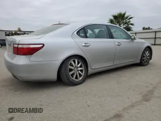 2007 Lexus LS 460 L z VIN JTHGL46F775001036, wystawiony jako Copart lot #53538495 z przebiegiem 133 138 mil mil oraz Szkody całkowita. Historia ofert i sprzedaży dostępna na DreamBid. Obrazek 3.