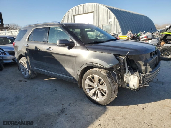2019 Ford Explorer Limited with VIN 1FM5K8FH1KGB15899, listed as a Copart auction lot 82613044 with 130,417 mi miles and Salvage Title. Bid and sale history available at carsss.com. Image 4.