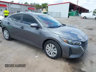 2025 Nissan Sentra S с VIN 3N1AB8BV4SY234997, выставлен на аукционе IAAI как лот 42238405 с пробегом 1 703 миль миль и . История ставок и продаж доступна на DreamBid. Изображение 1.