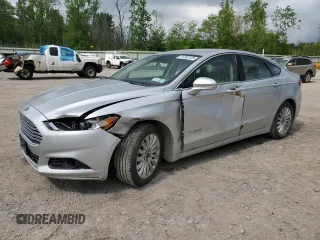 2016 Ford Fusion SE Hybrid with VIN 3FA6P0LU1GR366778, listed as a Copart auction lot 61280135 with 89,585 mi miles and Salvage title. Bid and sale history available at DreamBid. Image 1.