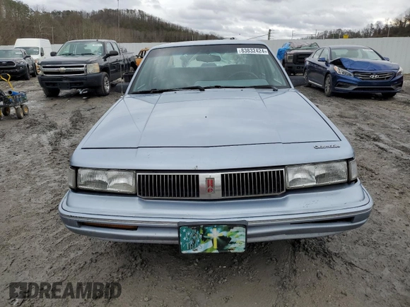 1994 Oldsmobile Cutlass Ciera S z VIN 1G3AG55M1R6362731, wystawiony jako Copart lot #83832424 z przebiegiem 145 973 mil mil oraz Szkoda całkowita • Salvage title. Historia ofert i sprzedaży dostępna na DreamBid. Obrazek 5.