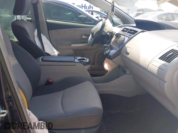 2017 Toyota Prius v Two with VIN JTDZN3EUXHJ063005, listed as a IAAI auction lot 42007228 with 186,507 mi miles. Bid and sale history available at carsss.com. Image 5.