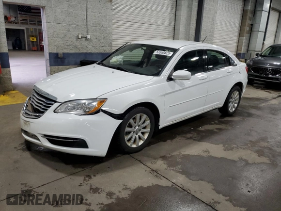 2012 Chrysler 200 Touring with VIN 1C3CCBBB4CN195496, listed as a Copart auction lot 52695825 with 140,821 mi miles and Salvage Title. Bid and sale history available at carsss.com. Image 1.