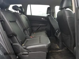 2018 Volkswagen Atlas SE with VIN 1V2LR2CA4JC502642, listed as a Copart auction lot 57498185 with 119,002 mi miles and Salvage title. Bid and sale history available at DreamBid. Image 11.
