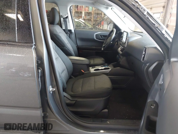 2024 Ford Bronco Sport Big Bend z VIN 3FMCR9B68RRF45638, wystawiony jako IAAI lot #42166991 z przebiegiem 2 852 mil mil oraz . Historia ofert i sprzedaży dostępna na DreamBid. Obrazek 5.