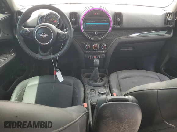 2019 MINI Countryman Cooper with VIN WMZYS7C58K3F44585, listed as a Copart auction lot 59871585 with 30,936 mi miles and Clean title. Bid and sale history available at DreamBid. Image 8.