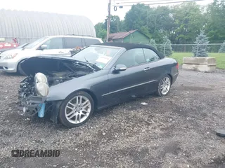 2009 Mercedes-Benz CLK 350 with VIN WDBTK56F79T101806, listed as a IAAI auction lot 42531146 with 188,960 mi miles and . Bid and sale history available at DreamBid. Image 18.