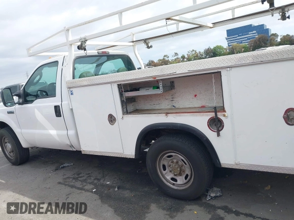 2007 Ford F-350 XL with VIN 1FDSF34517EA59162, listed as a IAAI auction lot 42078537 with 145,794 mi miles and . Bid and sale history available at DreamBid. Image 15.