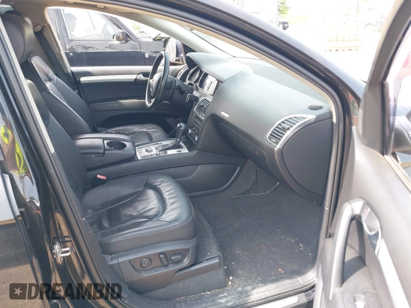 2007 Audi Q7 Premium Plus with VIN WA1EY74L97D030932, listed as a IAAI auction lot 42454256 with 110,871 mi miles and . Bid and sale history available at DreamBid. Image 5.