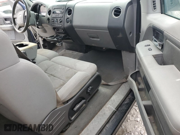 2004 Ford F-150 XL with VIN 1FTPX12564KD89245, listed as a Copart auction lot 52342585 with 187,119 mi miles and Salvage title. Bid and sale history available at DreamBid. Image 8.