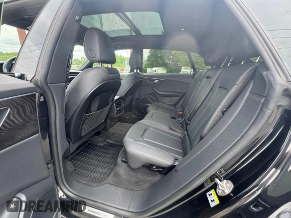 2021 Audi Q8 Premium Plus z VIN WA1EVAF12MD009515, wystawiony jako Copart lot #59317645 z przebiegiem 92 309 mil mil oraz Tytuł czysty. Historia ofert i sprzedaży dostępna na DreamBid. Obrazek 6.