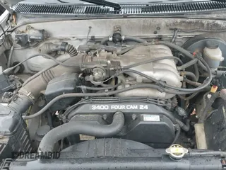 2002 Toyota Tacoma z VIN 5TEHN72N22Z139037, wystawiony jako IAAI lot #42929699 z przebiegiem 178 881 mil mil oraz . Historia ofert i sprzedaży dostępna na DreamBid. Obrazek 19.