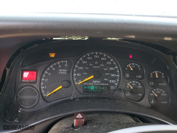 2000 Chevrolet Silverado 1500 LT with VIN 1GCEK19T7YE190607, listed as a Copart auction lot 46532245 with 174,903 mi miles and Salvage Title. Bid and sale history available at carsss.com. Image 9.