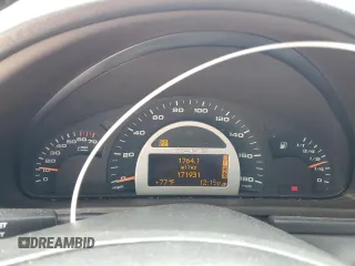 2002 Mercedes-Benz C z VIN WDBRF65J32F157367, wystawiony jako Copart lot #59039565 z przebiegiem 171 931 mil mil oraz Czysty tytuł • Clean title. Historia ofert i sprzedaży dostępna na DreamBid. Obrazek 9.