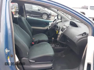 2007 Toyota Yaris z VIN JTDJT903375113576, wystawiony jako IAAI lot #41599408 z przebiegiem 192 543 mil mil oraz . Historia ofert i sprzedaży dostępna na DreamBid. Obrazek 5.
