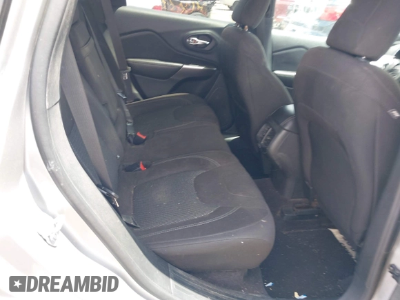 2019 Jeep Cherokee Latitude с VIN 1C4PJLCB7KD149527, выставлен на аукционе IAAI как лот 42543552 с пробегом 78 919 миль миль и . История ставок и продаж доступна на DreamBid. Изображение 8.