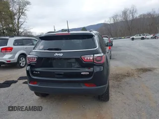 2019 Jeep Compass Latitude with VIN 3C4NJDBB1KT754314, listed as a IAAI auction lot 41869595 with 65,162 mi miles. Bid and sale history available at carsss.com. Image 16.