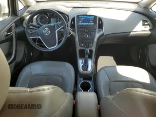2014 Buick Verano Convenience Group z VIN 1G4PR5SK5E4117102, wystawiony jako Copart lot #59953975 z przebiegiem 132 582 mil mil oraz Szkoda całkowita • Salvage title. Historia ofert i sprzedaży dostępna na DreamBid. Obrazek 8.