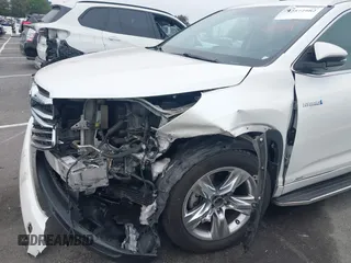 2016 Toyota Highlander Limited with VIN 5TDDCRFH9GS015341, listed as a IAAI auction lot 42572982 with 66,247 mi miles and . Bid and sale history available at DreamBid. Image 6.