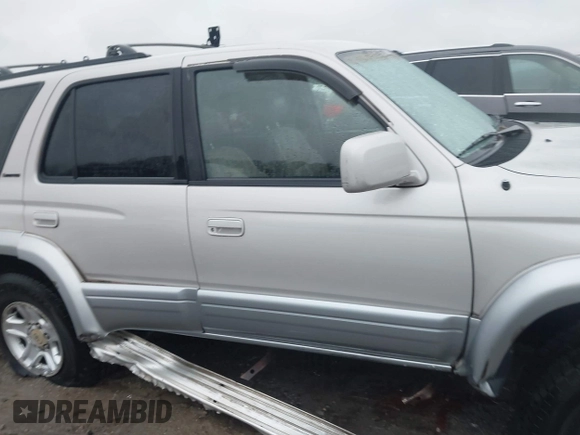 1999 Toyota 4Runner Limited с VIN JT3HN87R5X0235127, выставлен на аукционе IAAI как лот 41552429 с пробегом 181 435 миль миль и . История ставок и продаж доступна на DreamBid. Изображение 13.