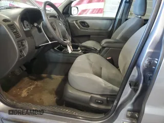 2007 Ford Escape XLT with VIN 1FMYU03Z37KA91342, listed as a Copart auction lot 72622304 with 170,512 mi miles and Salvage Title. Bid and sale history available at carsss.com. Image 7.