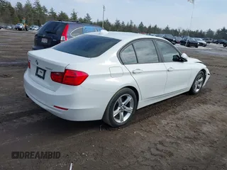 2014 BMW 3 Series 320i xDrive с VIN WBA3C3C56EP661301, выставлен на аукционе IAAI как лот 41673054 с пробегом 78 741 миль миль и . История ставок и продаж доступна на DreamBid. Изображение 4.