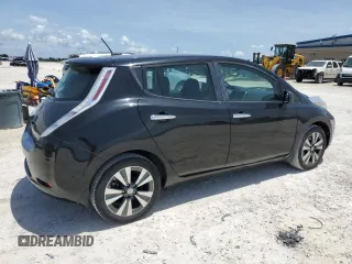 2017 Nissan LEAF SL with VIN 1N4BZ0CP7HC300142, listed as a Copart auction lot 65713354 with 3,679 mi miles and Clean Title. Bid and sale history available at carsss.com. Image 3.