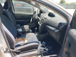 2007 Toyota Yaris with VIN JTDBT923271062032, listed as a IAAI auction lot 42274691 with 173,021 mi miles and . Bid and sale history available at DreamBid. Image 5.
