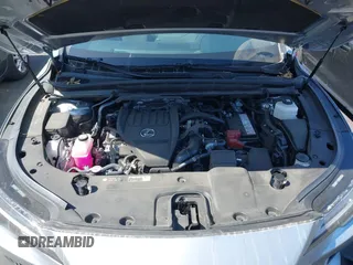 2024 Lexus RX 350 z VIN JTJCHMAA4R2017497, wystawiony jako IAAI lot #42151491 z przebiegiem 17 707 mil mil oraz . Historia ofert i sprzedaży dostępna na DreamBid. Obrazek 10.