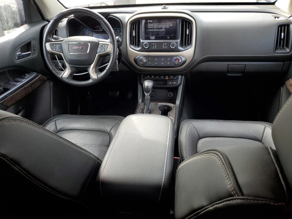 2022 GMC Canyon 4WD Denali with VIN 1GTG6EENXN1223923, listed as a Copart auction lot 46673415 with 30,495 mi miles and Salvage Title. Bid and sale history available at carsss.com. Image 8.