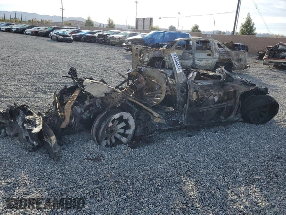 2016 Tesla Model S 70 with VIN 5YJSA1E17GF133587, listed as a Copart auction lot 81336344 with Not provided miles and Non repairable. Bid and sale history available at DreamBid. Image 3.