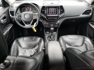 2019 Jeep Cherokee High Altitude с VIN 1C4PJMDX8KD309334, выставлен на аукционе Copart как лот 47251445 с пробегом 93 301 миль миль и Списание • Salvage title. История ставок и продаж доступна на DreamBid. Изображение 8.