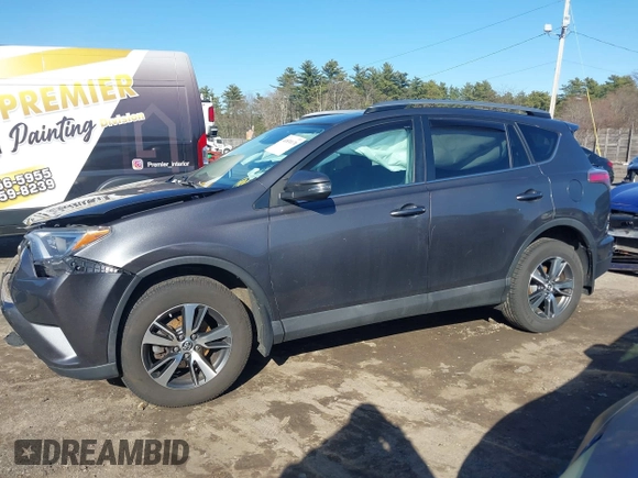 2018 Toyota RAV4 XLE with VIN 2T3RFREV5JW722012, listed as a IAAI auction lot 41830170 with 68,917 mi miles. Bid and sale history available at carsss.com. Image 14.