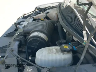 2005 Chevrolet Express Passenger с VIN 1GAHG39U851111248, выставлен на аукционе IAAI как лот 42158825 с пробегом 121 288 миль миль и . История ставок и продаж доступна на DreamBid. Изображение 12.