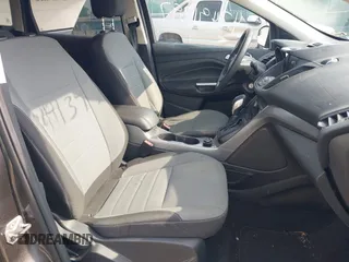 2016 Ford Escape SE z VIN 1FMCU0GX1GUC56439, wystawiony jako IAAI lot #42491397 z przebiegiem 158 785 mil mil oraz . Historia ofert i sprzedaży dostępna na DreamBid. Obrazek 5.