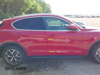 2019 Alfa Romeo Stelvio Ti z VIN ZASPAKBNXK7C31179, wystawiony jako IAAI lot #42489493 z przebiegiem 53 843 mil mil oraz . Historia ofert i sprzedaży dostępna na DreamBid. Obrazek 13.