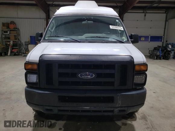 2009 Ford Econoline Cargo Commercial with VIN 1FTSS34L49DA19553, listed as a Copart auction lot 52260275 with 150,846 mi miles and Clean Title. Bid and sale history available at carsss.com. Image 5.