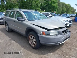 2002 Volvo V70 с VIN YV1SZ58D321053477, выставлен на аукционе IAAI как лот 42398826 с пробегом 109 570 миль миль и . История ставок и продаж доступна на DreamBid. Изображение 1.