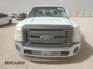 2013 Ford F-250 XL with VIN 1FT7X2A62DEA31915, listed as a Copart auction lot 49045195 with 255,173 mi miles and Salvage title. Bid and sale history available at DreamBid. Image 5.