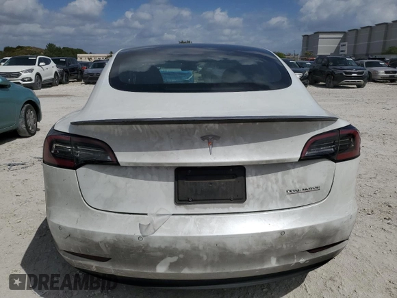 2020 Tesla Model 3 Performance z VIN 5YJ3E1EC4LF800149, wystawiony jako Copart lot #48711045 z przebiegiem 95 229 mil mil oraz Szkoda całkowita • Salvage title. Historia ofert i sprzedaży dostępna na DreamBid. Obrazek 6.