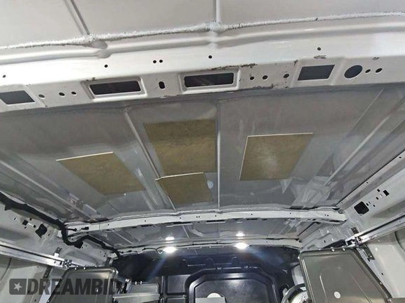 2019 Ford Transit z VIN 1FTYR1YG8KKB48131, wystawiony jako IAAI lot #42624631 z przebiegiem 115 298 mil mil oraz . Historia ofert i sprzedaży dostępna na DreamBid. Obrazek 24.