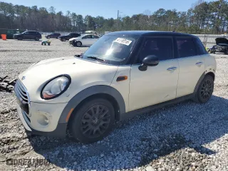 2017 MINI Hardtop 4 Door Cooper with VIN WMWXU1C59H2E17486, listed as a Copart auction lot 46502315 with 107,639 mi miles and Salvage Title. Bid and sale history available at carsss.com. Image 1.