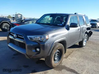 2022 Toyota 4Runner SR5 Premium with VIN JTENU5JR3N5999286, listed as a IAAI auction lot 40907443 with 53,960 mi miles. Bid and sale history available at carsss.com. Image 18.
