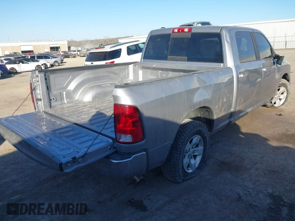 2020 Ram 1500 SLT z VIN 1C6RR7TT6LS101264, wystawiony jako IAAI lot #41359390 z przebiegiem 94 762 mil mil oraz . Historia ofert i sprzedaży dostępna na DreamBid. Obrazek 4.